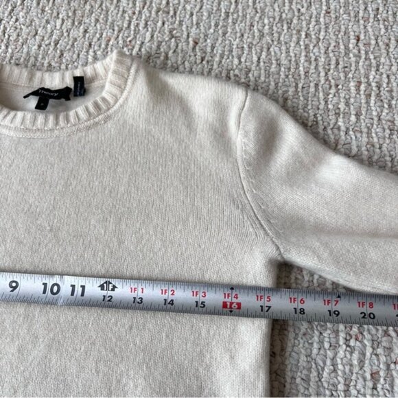 Theory Cashmere Sweater - Picture 6 of 8